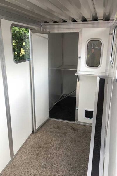Walk In Insulated Cattery Unit